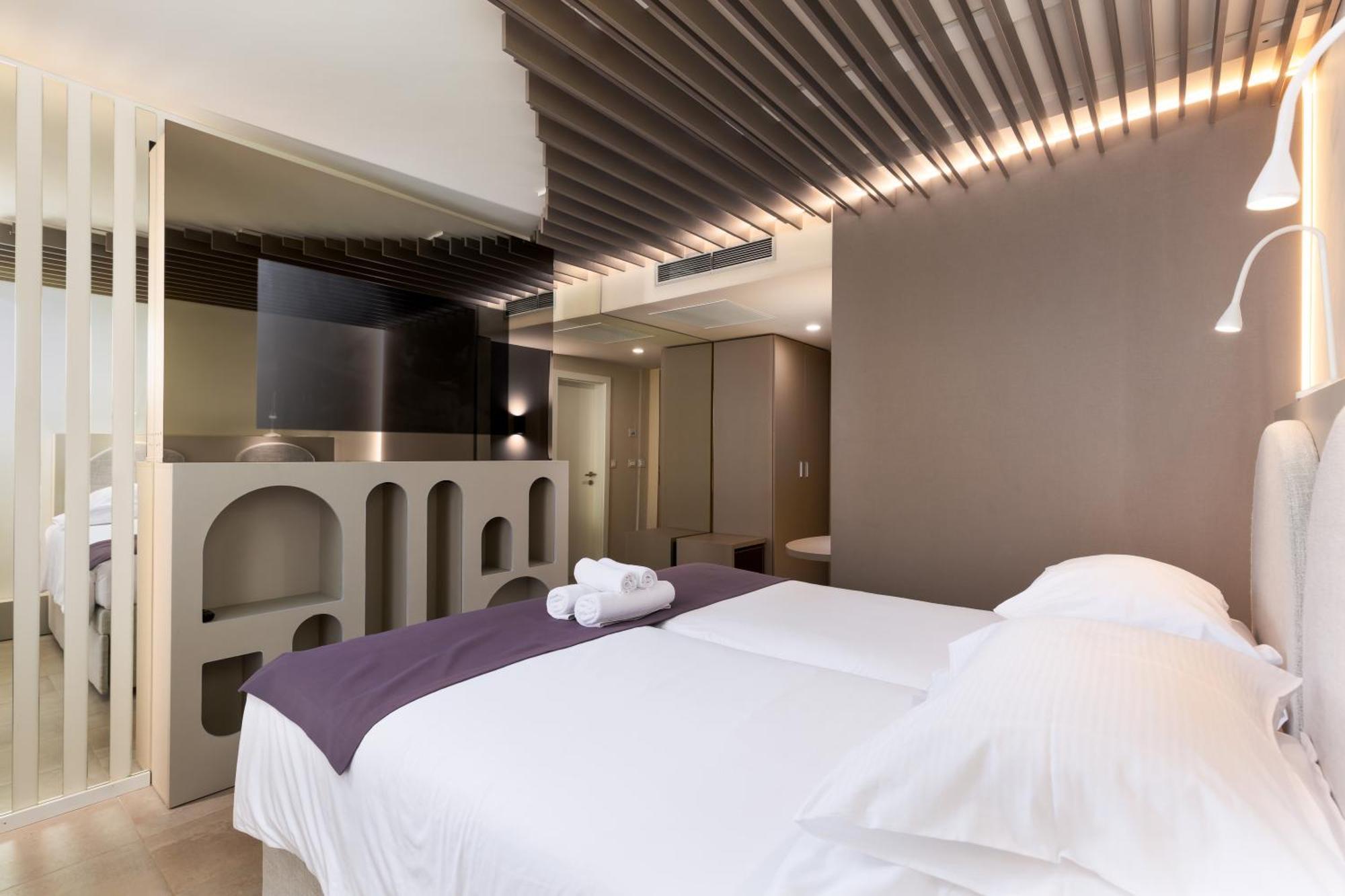 Hotel Emaus Новиград Экстерьер фото